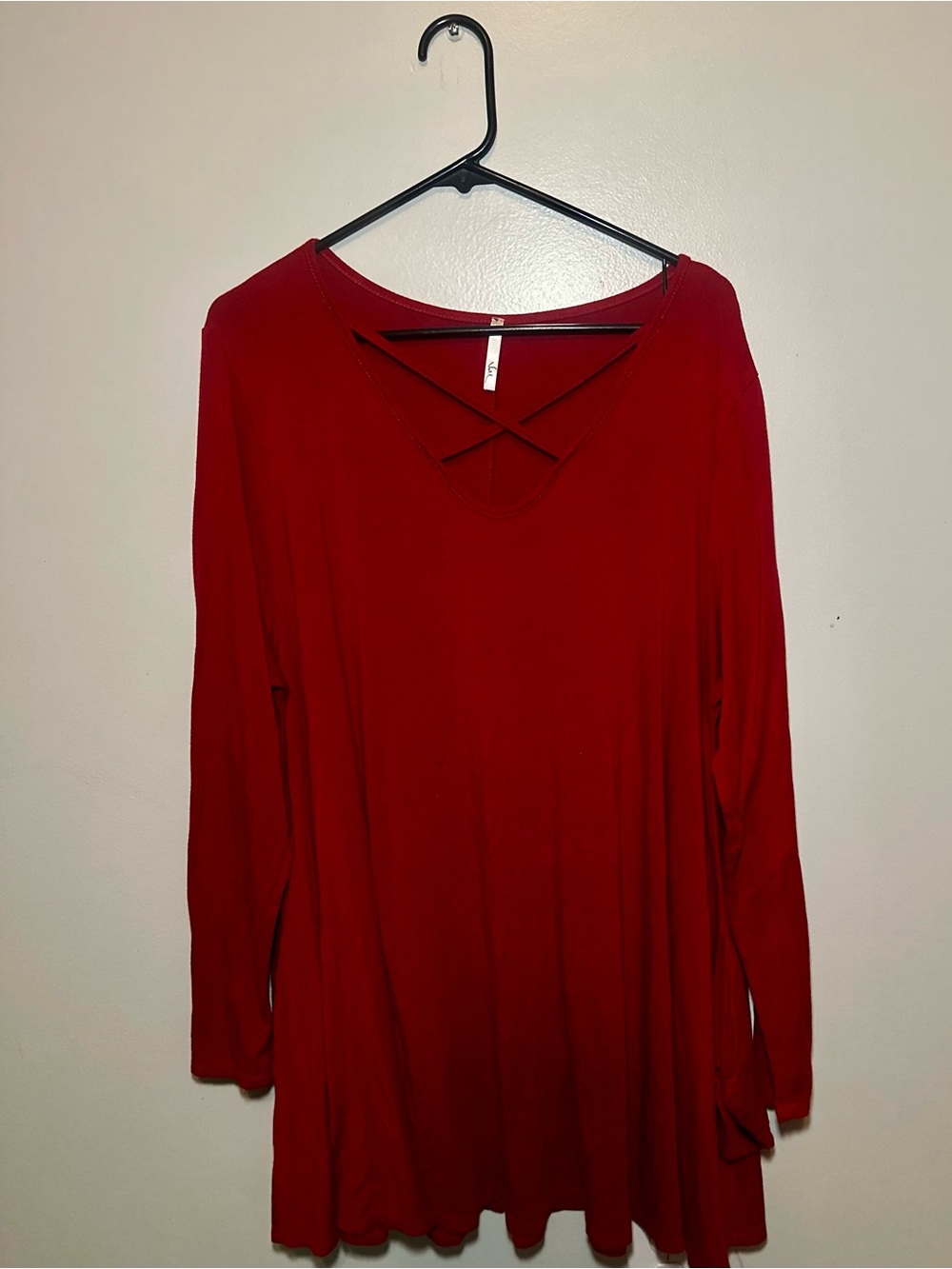 Boutique Red Criss Cross Neck Tunic Top 3X Plus Size Long Sleeve